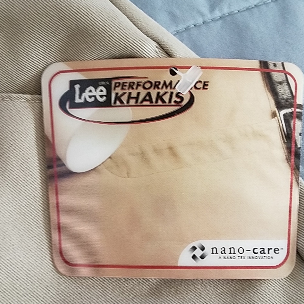 LEE PERFORMANCE KHAKIS. SIZE 8M - Picture 7 of 7